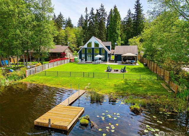 Property at 3411 Longhorn Dr NW, Bremerton, WA 98312, 2 beds, 2 baths
