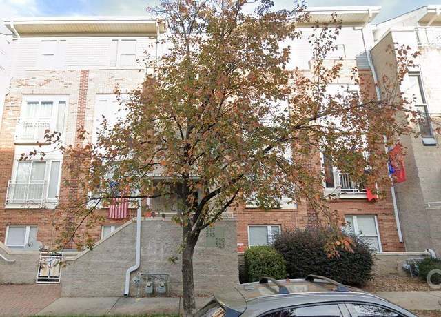 Property at 521 Donatello Ave, Charlotte, NC 28205, 2 beds, 2 baths