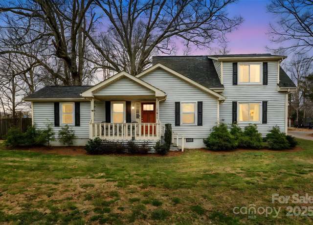 Property at 1611 Old Hickory Grove Rd, Mount Holly, NC 28120, 3 beds, 2 baths