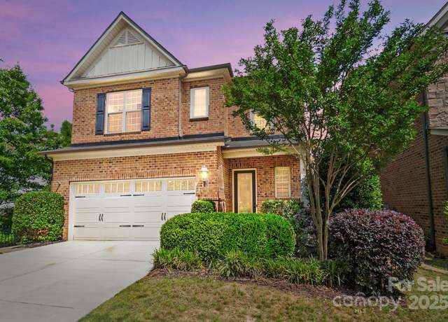 Property at 9735 Wheatfield Rd, Charlotte, NC 28277, 3 beds, 2.5 baths