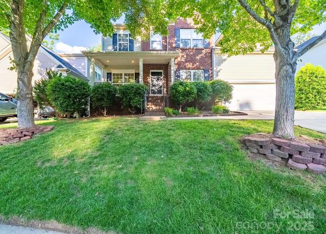 Property at 2111 Elendil Ln, Charlotte, NC 28269, 4 beds, 3 baths