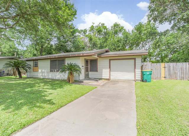 Property at 606 Roosevelt St, La Marque, TX 77568, 3 beds, 1 bath