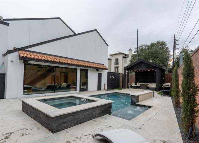 Property at 1001 Potomac Dr, Houston, TX 77057, 3 beds, 2.5 baths