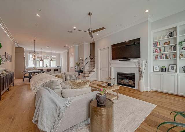 Property at 5213 Feagan St Unit H, Houston, TX 77007, 3 beds, 3.5 baths