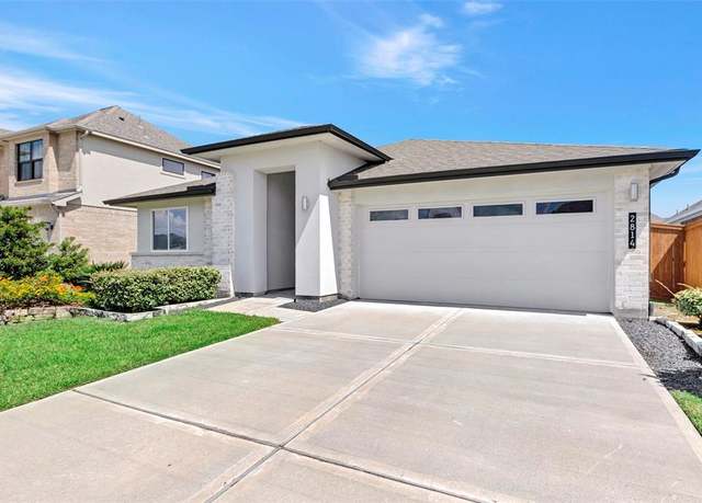 Property at 2814 Bayrose Dr, Texas City, TX 77568, 4 beds, 3 baths