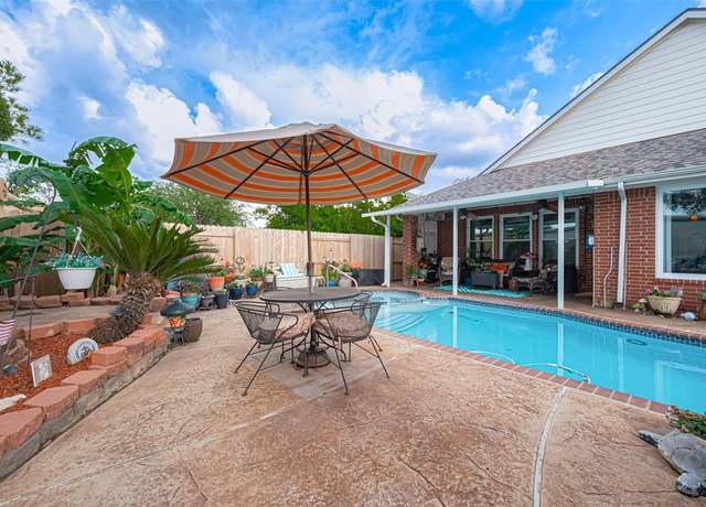 Property at 21118 Lilac Meadows Ln, Richmond, TX 77407, 4 beds, 2 baths