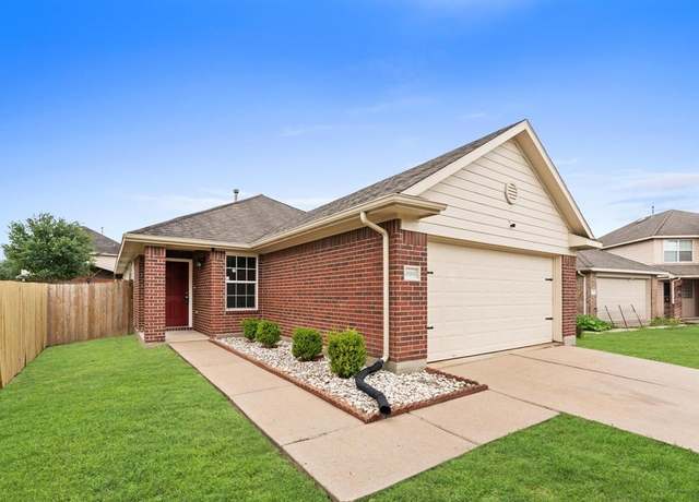 Property at 10914 Kelly Hill Ct, Houston, TX 77034, 4 beds, 2 baths