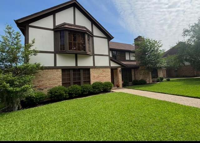 Property at 16003 Brook Forest Dr, Houston, TX 77059, 5 beds, 3.5 baths