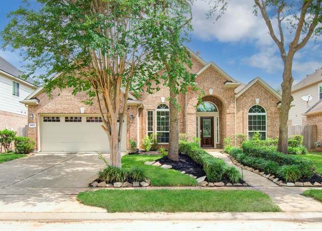 Property at 6807 Delander Way, Sugar Land, TX 77479, 3 beds, 2.5 baths