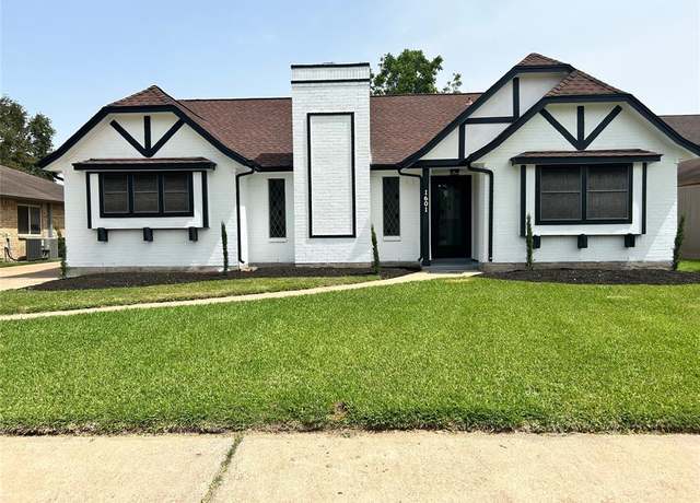 Property at 1601 Washington Dr, Deer Park, TX 77536, 3 beds, 2 baths