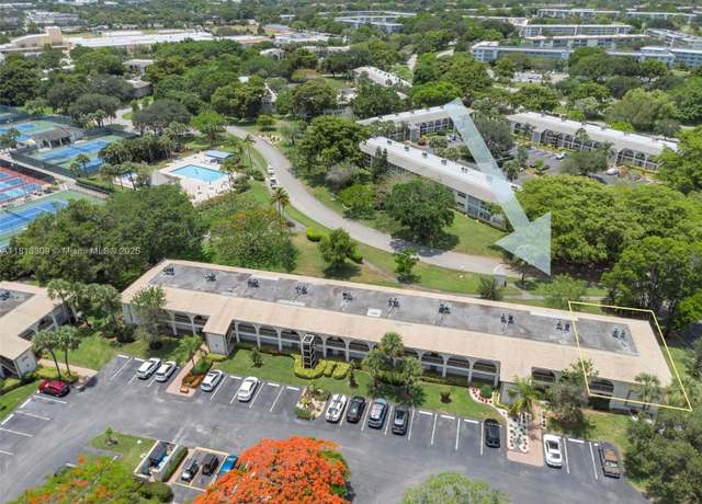 Property at 2704 Nassau Bnd Unit J2, Coconut Creek, FL 33066, 2 beds, 2 baths