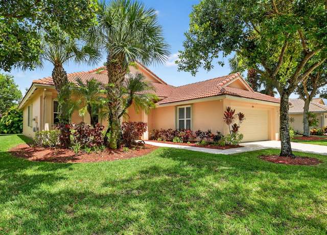 Property at 9141 Bay Harbour Cir, West Palm Beach, FL 33411, 3 beds, 2 baths