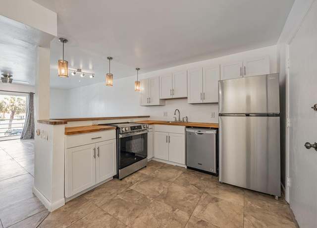Property at 22605 SW 66th Ave #206, Boca Raton, FL 33428, 1 bed, 1.5 baths