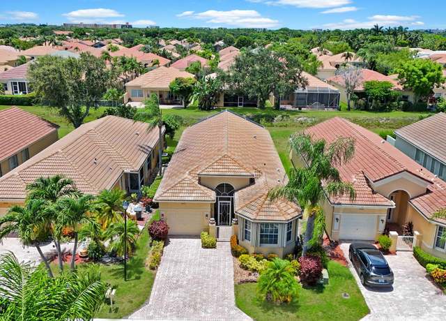 Property at 7052 Cataluna Cir, Delray Beach, FL 33446, 2 beds, 2 baths