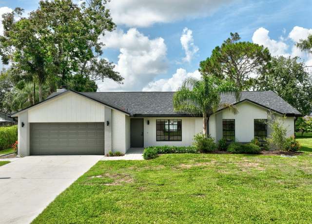 Property at 208 SW Langfield Ave, Port Saint Lucie, FL 34984, 3 beds, 2 baths