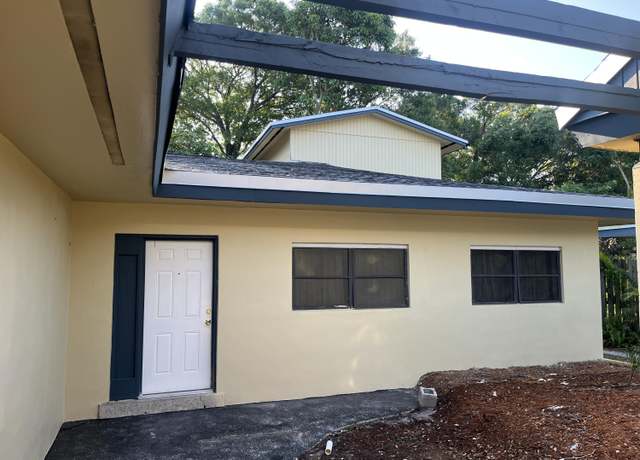 Property at 1808 Oleander Blvd, Fort Pierce, FL 34950, 4 beds, 2 baths