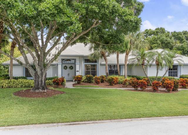 Property at 756 SW Pelican Cv, Port Saint Lucie, FL 34986, 5 beds, 3.5 baths