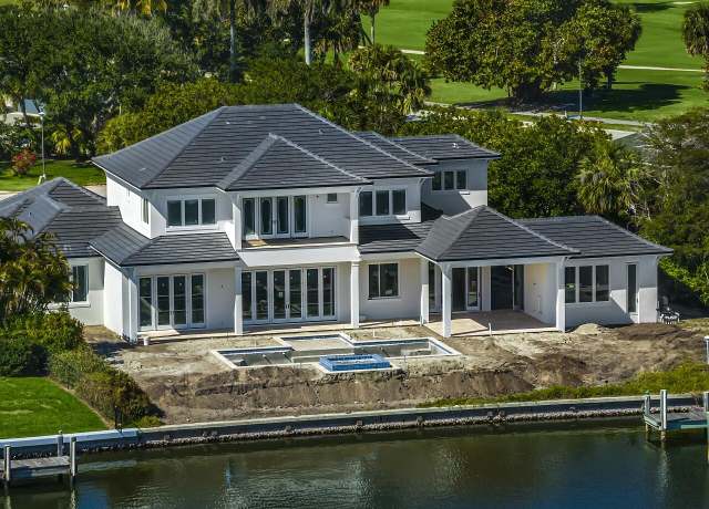 Property at 1915 Cutlass Cove Dr, Vero Beach, FL 32963, 5 beds, 5.5 baths
