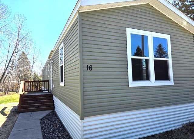 Property at 16 Bubalo Dr, Duluth, MN 55808, 3 beds, 2 baths