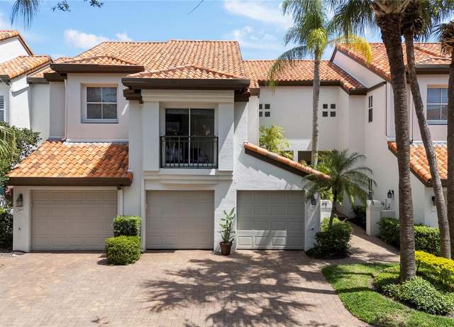 Property at 1117 Shipwatch Cir, Tampa, FL 33602, 2 beds, 2.5 baths