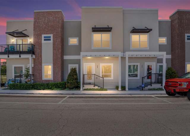 Property at 288 N Oak Ave, Sanford, FL 32771, 3 beds, 2.5 baths