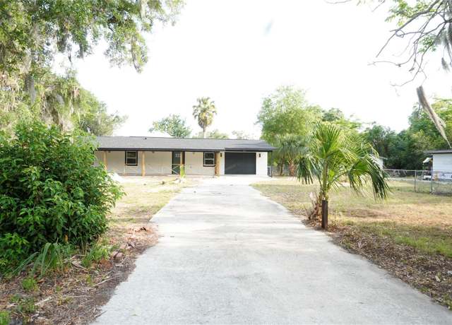 Property at 240 W Palmetto Ave, Deland, FL 32720, 3 beds, 2 baths