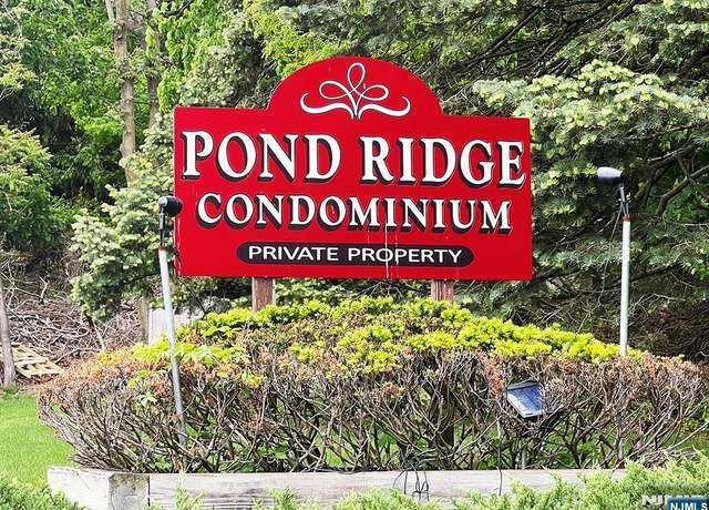 Property at 109 N Maple Ave, Park Ridge, NJ 07656, 1 bed, 1 bath