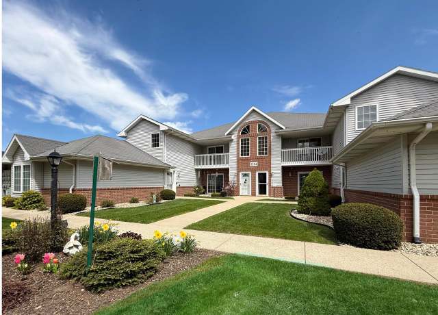 Property at 1284 Village Centre Dr #5, Kenosha, WI 53144, 3 beds, 2 baths