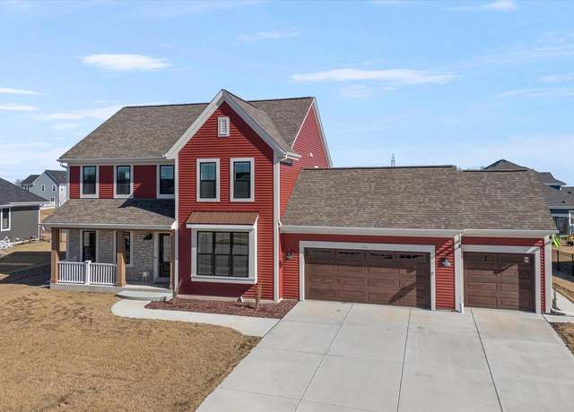 Property at 1946 N Cora Dr, Grafton, WI 53024, 4 beds, 2.5 baths