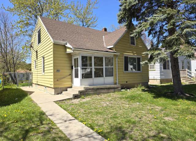 Property at 4841 N 39th St, Milwaukee, WI 53209, 4 beds, 2 baths