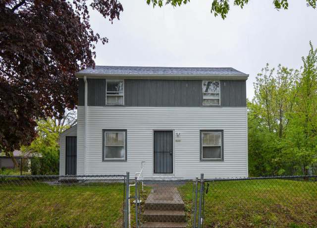 Property at 4618 N 36th St, Milwaukee, WI 53209, 3 beds, 1 bath