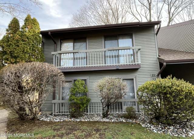 Property at 21 Auburn Ct, Red Bank, NJ 07701, 2 beds, 2 baths