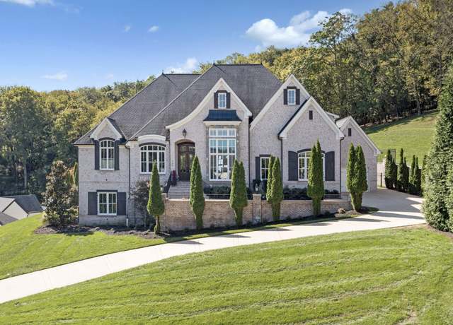 Property at 700 Pendragon Ct, Franklin, TN 37067, 6 beds, 6.5 baths