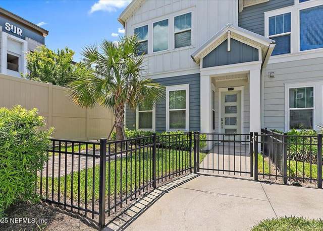 Property at 7447 Loggerhead Ct, Jacksonville, FL 32256, 3 beds, 2.5 baths
