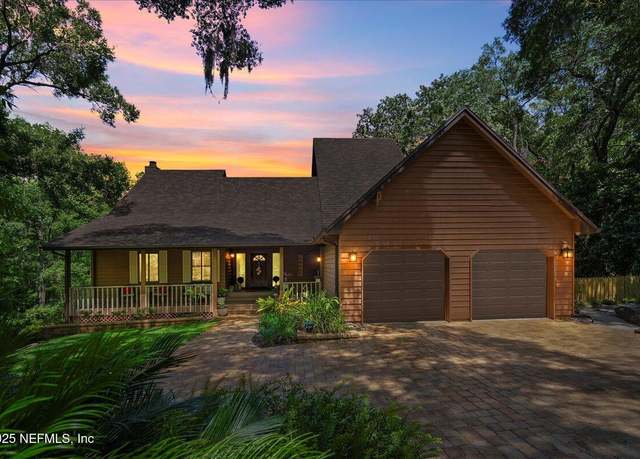 Property at 404 Camelia Trl, St. Augustine, FL 32086, 4 beds, 4 baths