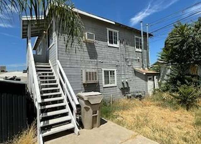 Property at 324 Lincoln Ave, Bakersfield, CA 93308, 2 beds, 2 baths