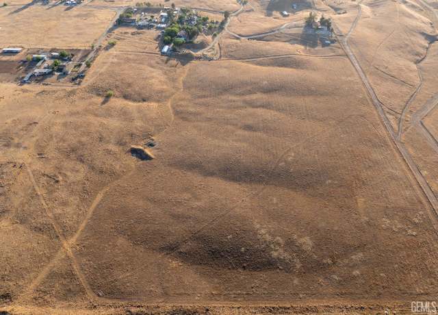 Property at 7000 Valley Ln, Bakersfield, CA 93306