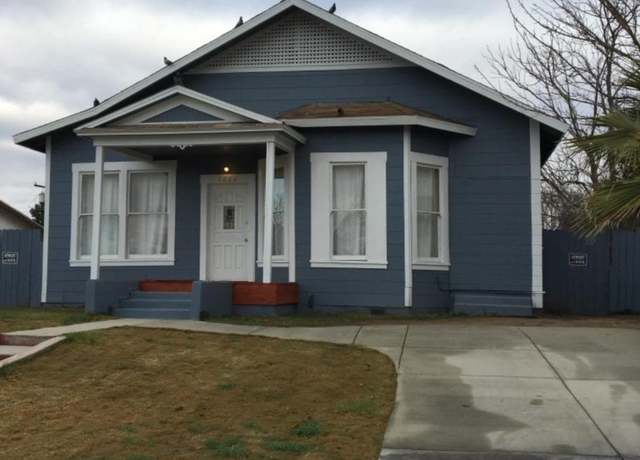 Property at 1224 Lincoln St, Bakersfield, CA 93305, 3 beds, 1 bath
