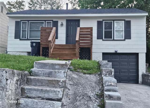 Property at 4342 Bales Ave, Kansas City, MO 64130, 2 beds, 1 bath