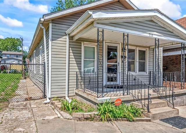 Property at 218 S 8th St, Kansas City, KS 66101, 3 beds, 1.5 baths
