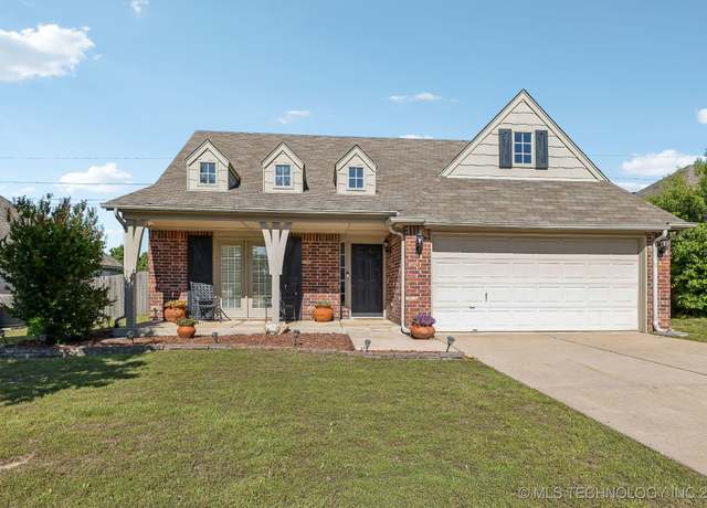 Property at 8324 S 109th EastAvenue, Tulsa, OK 74133, 4 beds, 3 baths