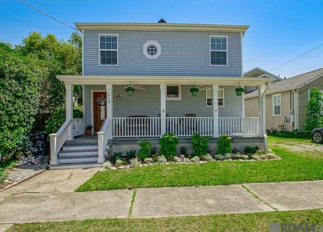 Property at 818 Homedale St, New Orleans, LA 70124, 4 beds, 3.5 baths