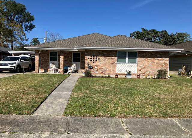 Property at 46 Donelon Dr, Harahan, LA 70123, 4 beds, 2 baths