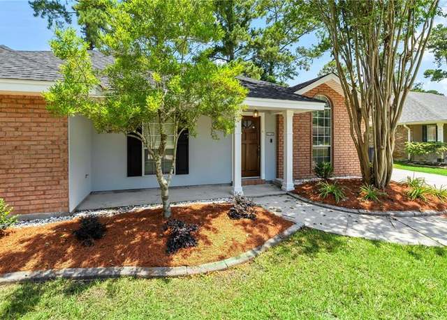 Property at 2189 Rue Pickney St, Mandeville, LA 70448, 4 beds, 2 baths