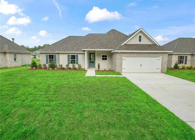 Property at 72657 Robindale Dr, Covington, LA 70435, 4 beds, 2 baths