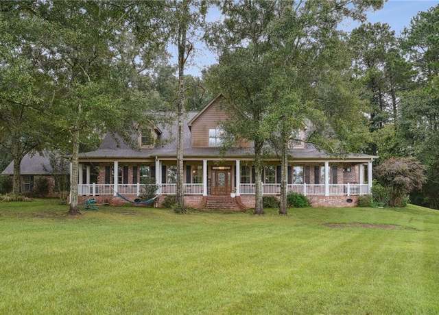 Property at 85312 Highway 437 Hwy, Covington, LA 70435, 4 beds, 3.5 baths