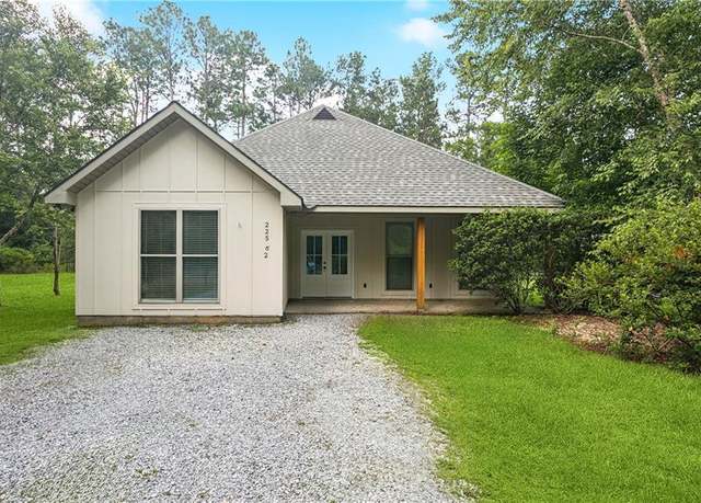 Property at 22562 2nd St, Mandeville, LA 70471, 3 beds, 2 baths