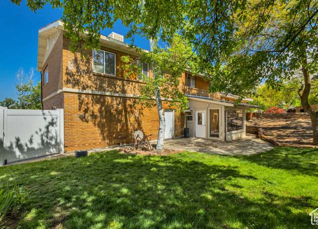 Property at 1253 Oakridge Ln, Bountiful, UT 84010, 6 beds, 5 baths