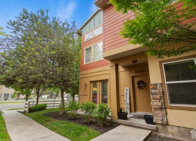 Property at 1026 N Shepard Creek Pkwy W #10, Farmington, UT 84025, 3 beds, 2.5 baths