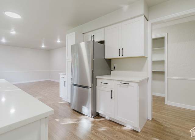 Property at 2220 E Murray Holladay Rd #49, Holladay, UT 84117, 2 beds, 1 bath